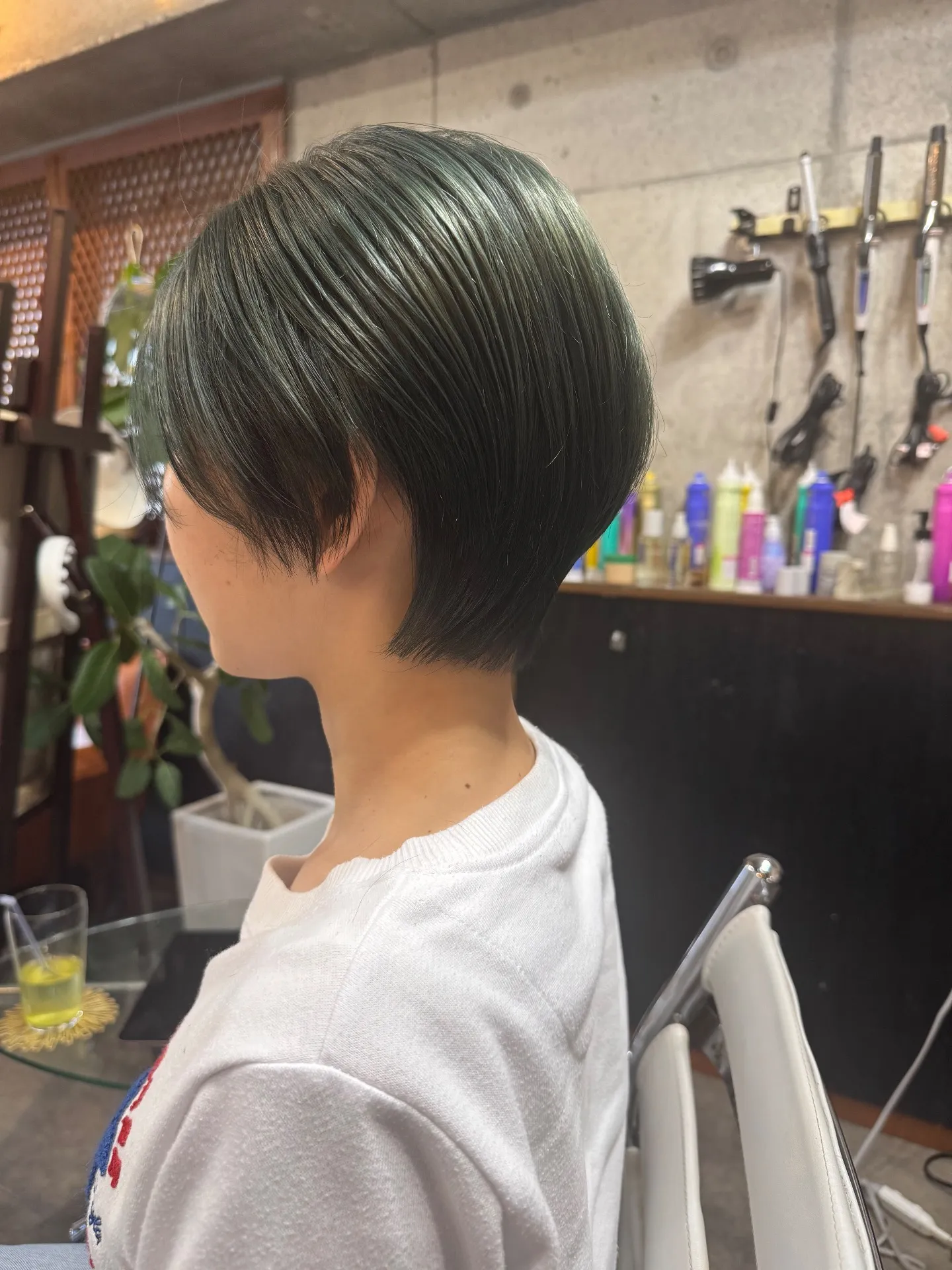 綺麗なシルエットのショートボブ